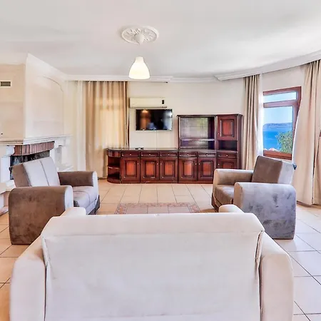 Ekici Suites Aparthotel